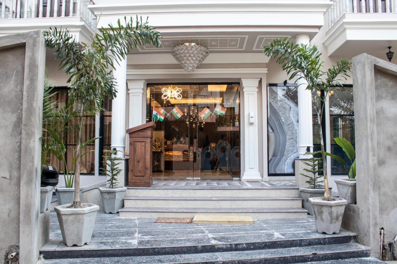 Hotel Rio Benaras Βαρανάσι Εξωτερικό φωτογραφία