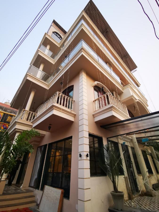 Hotel Rio Benaras Βαρανάσι Εξωτερικό φωτογραφία