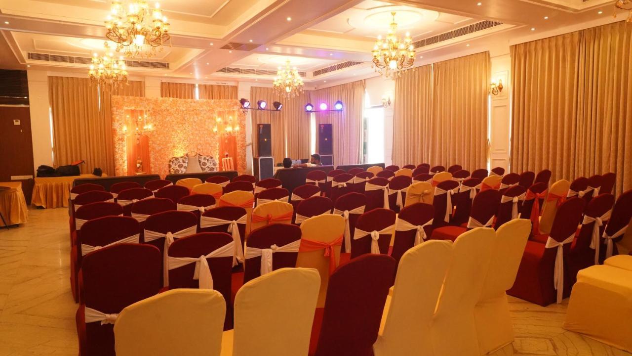 Hotel Rio Benaras Βαρανάσι Εξωτερικό φωτογραφία