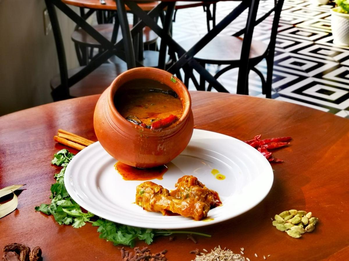 Hotel Rio Benaras Βαρανάσι Εξωτερικό φωτογραφία