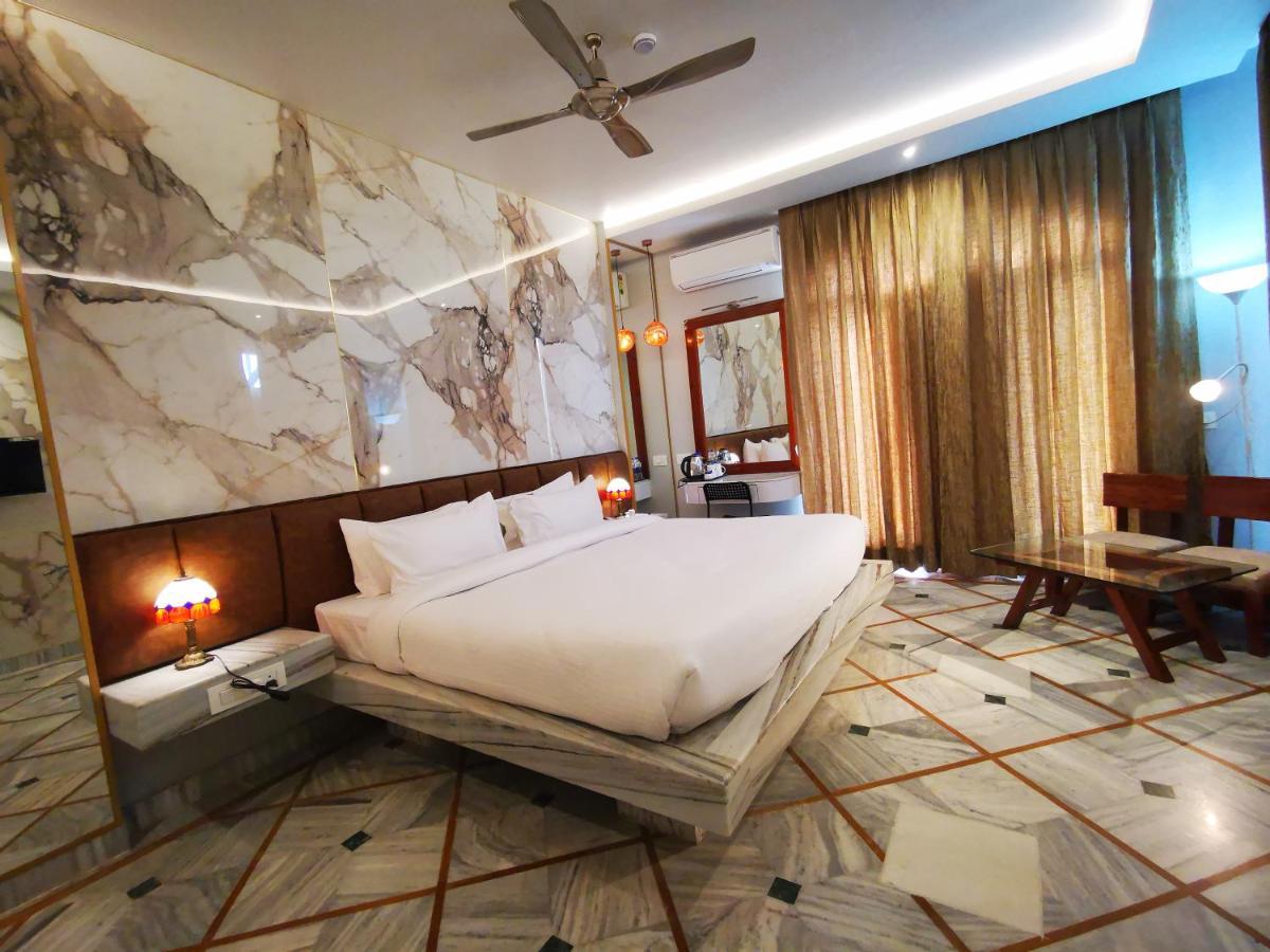 Hotel Rio Benaras Βαρανάσι Εξωτερικό φωτογραφία