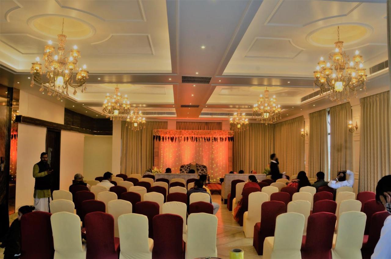 Hotel Rio Benaras Βαρανάσι Εξωτερικό φωτογραφία
