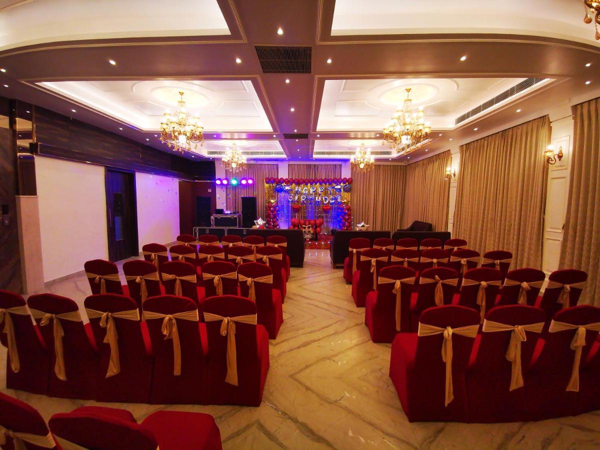 Hotel Rio Benaras Βαρανάσι Εξωτερικό φωτογραφία